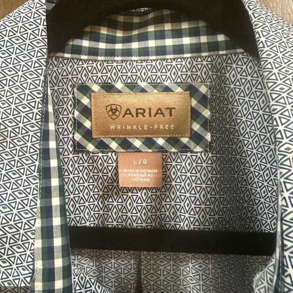 ARIAT men’s shirt - Picture 3 of 3